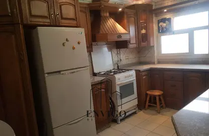 شقة - 4 غرف نوم - 3 حمامات للبيع في شارع محمد كريم - المنطقة السادسة - مدينة نصر - القاهرة