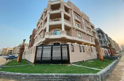 Duplex - 4 Bedrooms - 2 Bathrooms for sale in The 5th Settlement - New Cairo City - Cairo