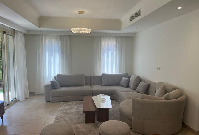 8528617 - Property Image 2