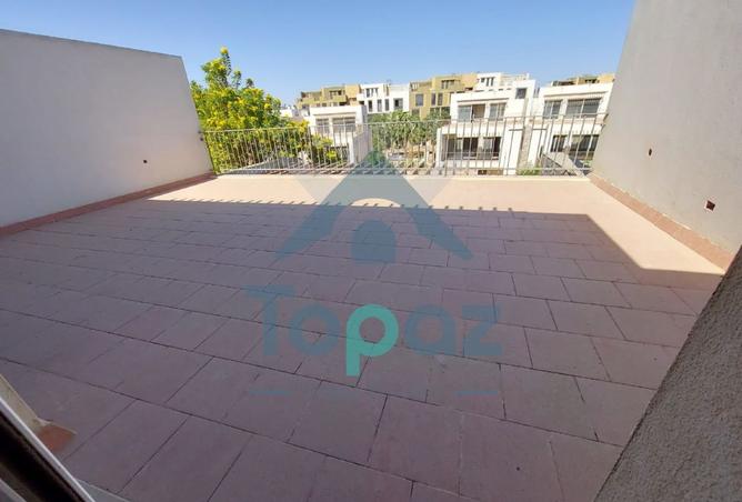 8220346 - Property Image 2