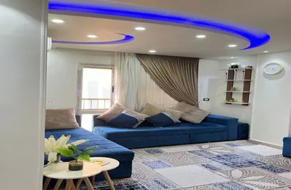 Apartment - 3 Bedrooms - 2 Bathrooms for sale in Maadi Gardens - Maadi - Hay El Maadi - Cairo