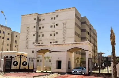 Apartment - 3 Bedrooms - 1 Bathroom for sale in Ard Al Mokhabarat - Hadayek October - 6 October City - Giza