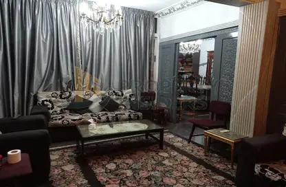 شقة - 3 غرف نوم - 1 حمام للبيع في شارع اسراء المعلمين - المهندسين - الجيزة
