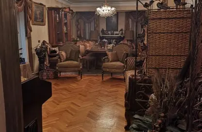 Apartment - 2 Bedrooms - 2 Bathrooms for sale in Zamalek - Cairo