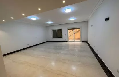 Half Floor - 3 Bedrooms - 3 Bathrooms for rent in Street 11 - Maadi - Hay El Maadi - Cairo