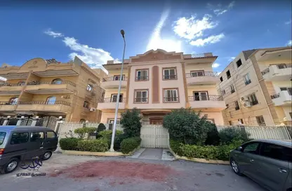 Apartment - 3 Bedrooms - 2 Bathrooms for sale in El Banafseg - New Cairo City - Cairo