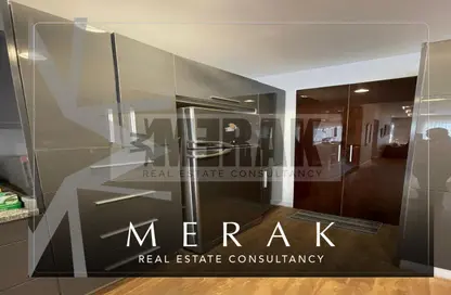 Apartment - 2 Bedrooms - 3 Bathrooms for sale in Lake View Residence - 5th Settlement Compounds - The 5th Settlement - New Cairo City - Cairo