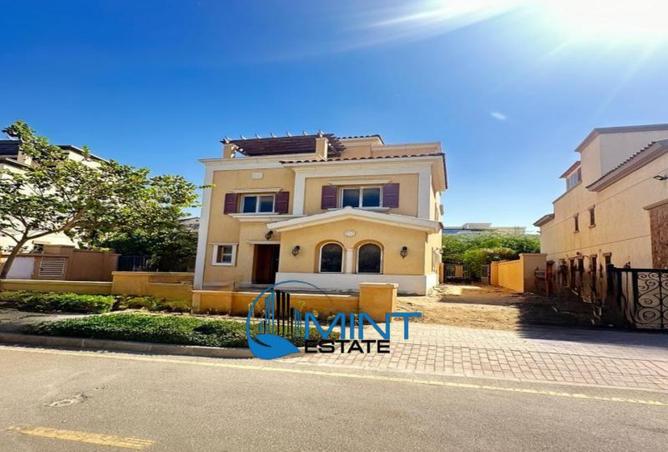 7890819 - Property Image 2