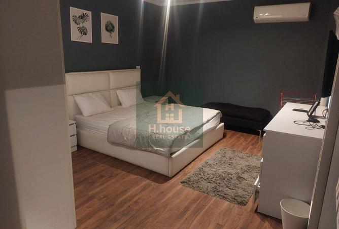 8120042 - Property Image 2