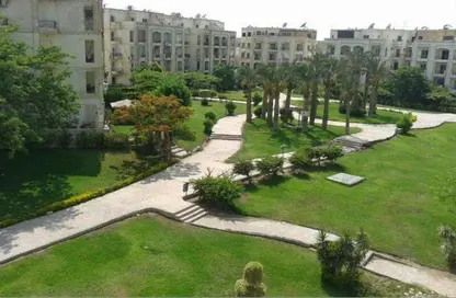 شقة - 3 غرف نوم - 2 حمامات للبيع في حدائق المهندسين - الحي الرابع - الشيخ زايد - الجيزة