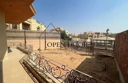 Townhouse - 6 Bedrooms - 7 Bathrooms for sale in La Rosa - 5th Settlement Compounds - The 5th Settlement - New Cairo City - Cairo