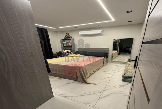 8064437 - Property Image 2
