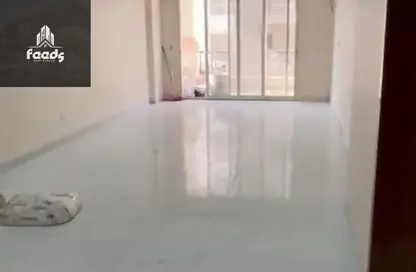 Apartment - 3 Bedrooms - 2 Bathrooms for rent in South Lotus - El Lotus - New Cairo City - Cairo