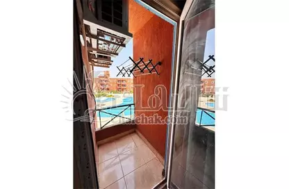 Chalet - 2 Bedrooms - 2 Bathrooms for sale in Amexco Paradise - Al Ain Al Sokhna - Suez