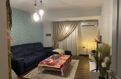 Apartment - 2 Bedrooms - 2 Bathrooms for sale in 6th Zone - Nasr City - Cairo