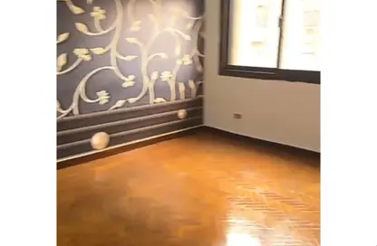 Apartment - 3 Bedrooms - 2 Bathrooms for sale in Mostafa Al Nahas St. - 6th Zone - Nasr City - Cairo