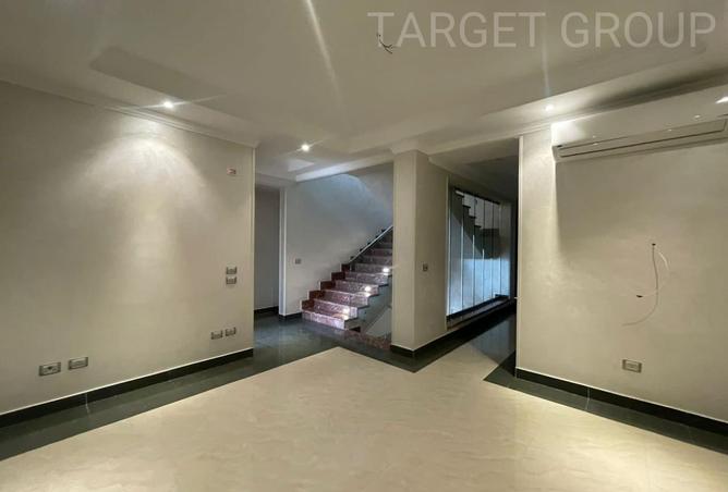 7979609 - Property Image 2