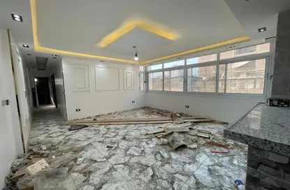 Apartment - 3 Bedrooms - 1 Bathroom for sale in El Manial - Hay El Manial - Cairo