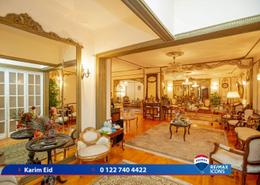 Apartment - 3 bedrooms - 3 bathrooms for للبيع in Abd Al Hameed El Deeb St. - Tharwat - Hay Sharq - Alexandria