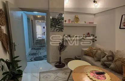 Apartment - 3 Bedrooms - 2 Bathrooms for rent in Street 23 - District 4 - The 5th Settlement - New Cairo City - Cairo
