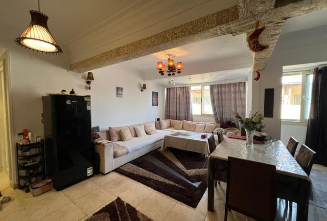 8353896 - Property Image 2