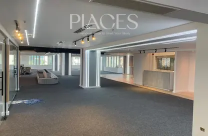 Office Space - Studio - 7+ Bathrooms for rent in One Ninety Mall - South Teseen St. - The 5th Settlement - New Cairo City - Cairo