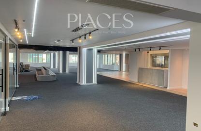 Office Space - Studio - 7+ Bathrooms for rent in One Ninety Mall - South Teseen St. - The 5th Settlement - New Cairo City - Cairo