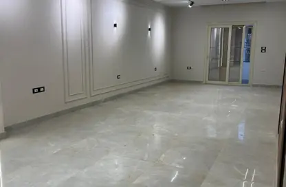 Apartment - 3 Bedrooms - 3 Bathrooms for sale in Al Bostan St. - 9th District - Sheikh Zayed City - Giza