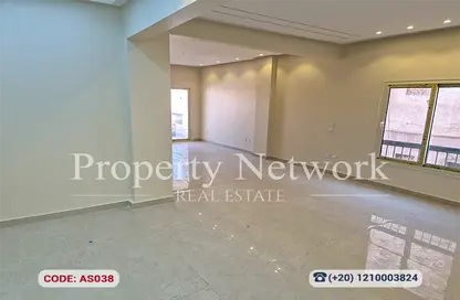 Apartment - 3 Bedrooms - 2 Bathrooms for sale in Dr Hassan Al Sherif St. - 8th Zone - Nasr City - Cairo