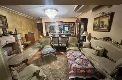 Apartment - 2 Bedrooms - 1 Bathroom for sale in Mosadak St. - Dokki - Giza