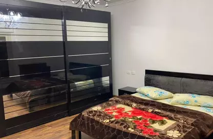 شقة - 4 غرف نوم - 3 حمامات للايجار في شارع شهاب - المهندسين - الجيزة