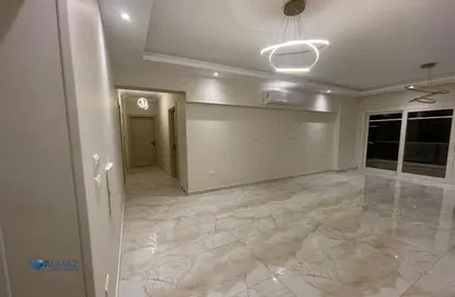 Apartment - 3 Bedrooms - 3 Bathrooms for rent in Mountain View iCity - 5th Settlement Compounds - The 5th Settlement - New Cairo City - Cairo