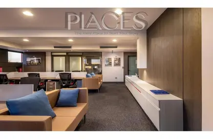 Office Space - Studio - 3 Bathrooms for sale in One Ninety Mall - South Teseen St. - The 5th Settlement - New Cairo City - Cairo
