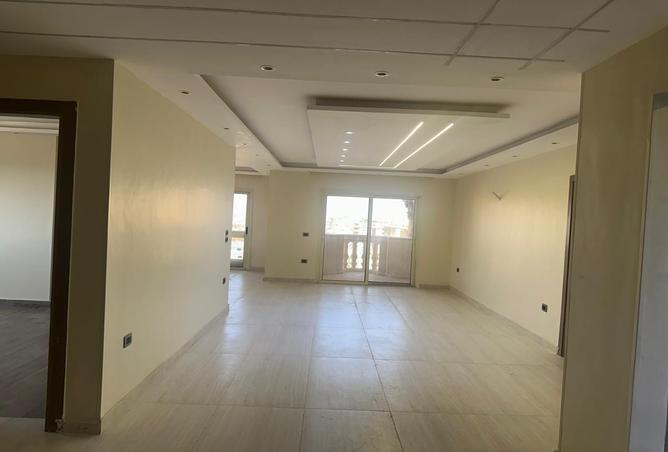 8440711 - Property Image 2