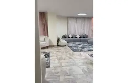 Apartment - 4 Bedrooms - 3 Bathrooms for rent in Anwar Al Mufti St. - 1st Zone - Nasr City - Cairo