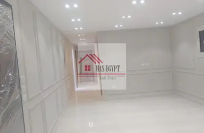 Office Space - Studio - 3 Bathrooms for rent in Al Thawra St. - Dokki - Giza