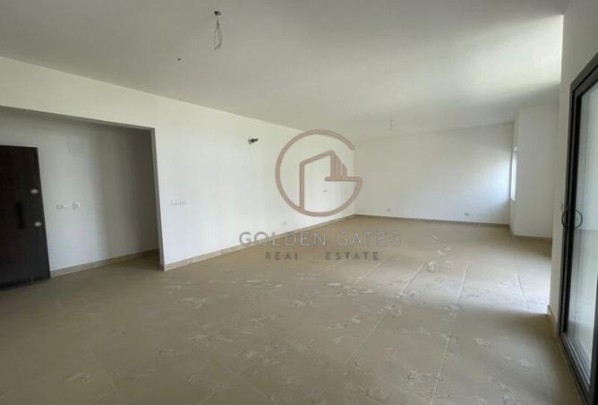 8023577 - Property Image 2