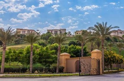 Apartment - 3 Bedrooms - 3 Bathrooms for sale in Aurora - Uptown Cairo - Mokattam - Cairo