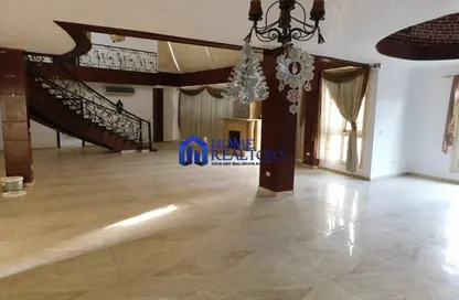 (بنتهاوس  (روف - 5 غرف نوم - 5 حمامات للايجار في شارع 210 - دجلة - حي المعادي - القاهرة