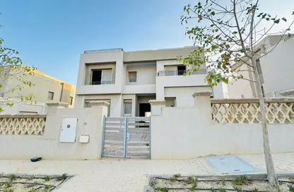 فيلا - 4 غرف نوم - 5 حمامات للبيع في نيو جيزة - طريق مصر اسكندرية الصحراوي - مدينة 6 أكتوبر - الجيزة