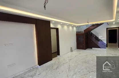 Duplex - 3 Bedrooms - 3 Bathrooms for rent in Midtown - South Investors Area - New Cairo City - Cairo