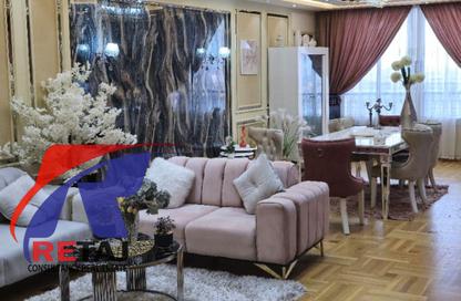Apartment - 5 Bedrooms - 3 Bathrooms for sale in Ahmed Fakhry St. - 6th Zone - Nasr City - Cairo