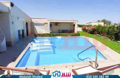 فيلا - 6 غرف نوم - 7 حمامات للبيع في سيدي حنيش - الساحل الشمالي