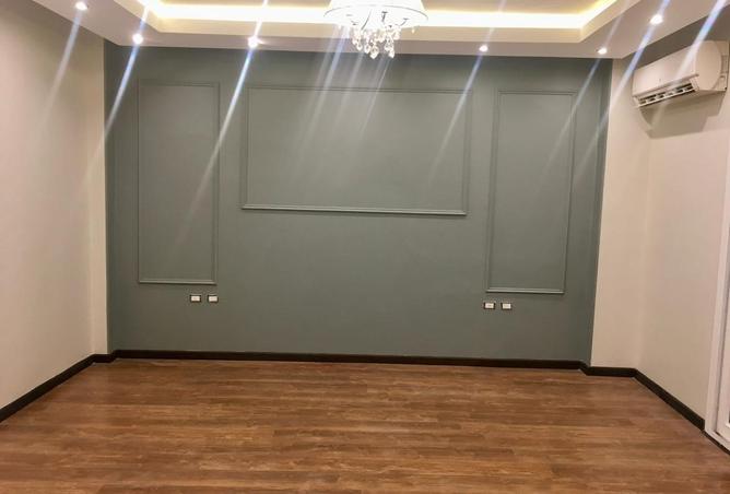 8381243 - Property Image 2