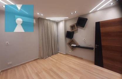 Apartment - 3 Bedrooms - 3 Bathrooms for sale in Opera City - 6th District - Sheikh Zayed City - Giza