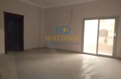 Duplex - 4 Bedrooms - 2 Bathrooms for rent in Ja'far ibn Abi Talib St. - El Yasmeen 4 - El Yasmeen - New Cairo City - Cairo