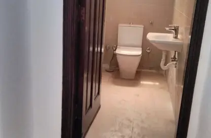 Office Space - Studio - 2 Bathrooms for rent in Abbas Al Akkad St. - 1st Zone - Nasr City - Cairo