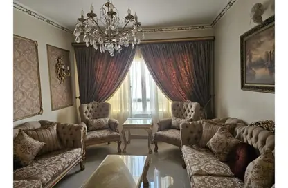 شقة - 3 غرف نوم - 2 حمامات للبيع في شارع الحجاز - ميدان المحكمة - مصر الجديدة - القاهرة