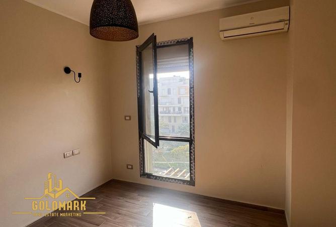 8253457 - Property Image 3