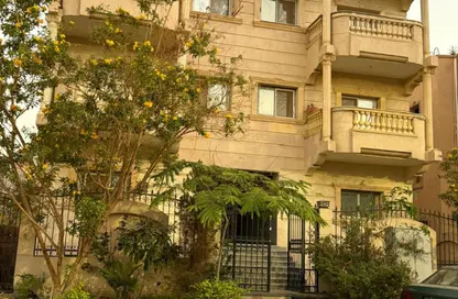 Apartment - 3 Bedrooms - 2 Bathrooms for sale in 1st Neighborhood - 8th District - Shorouk City - Cairo